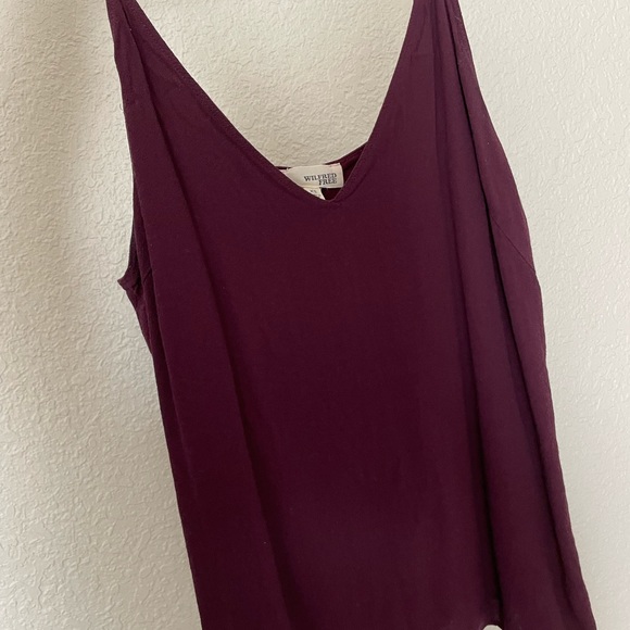 Wilfred Aritzia Blouse tank top - Picture 3 of 3